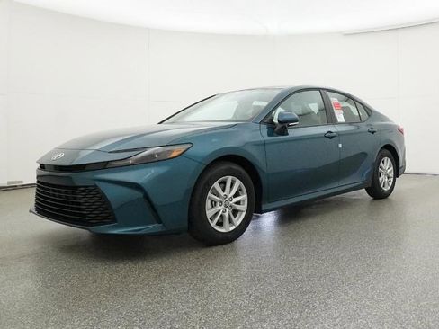 New 2026 Toyota Camry LE image 28