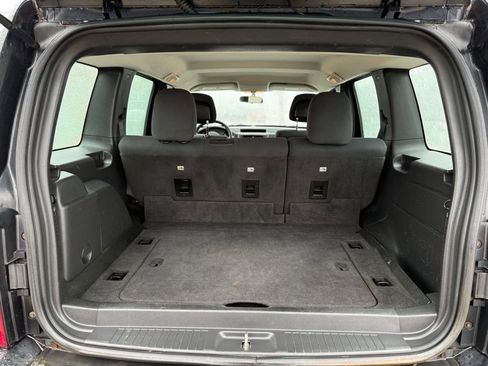 Used 2012 Jeep Liberty Sport image 15