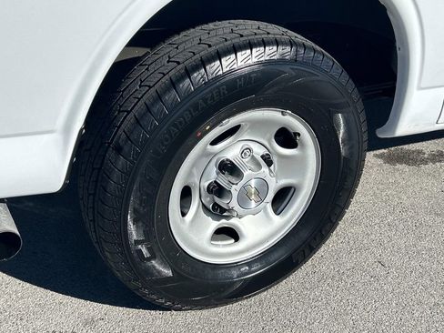 Used 2023 Chevrolet Express 3500 LS image 13