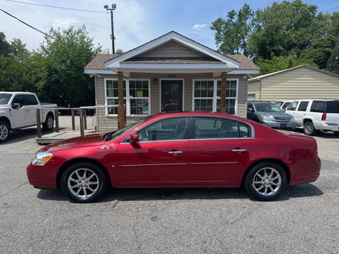 Used 2007 Buick Lucerne CXL FWD image 3