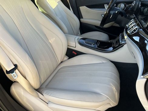 Used 2022 Mercedes-Benz E 350 Sedan image 7