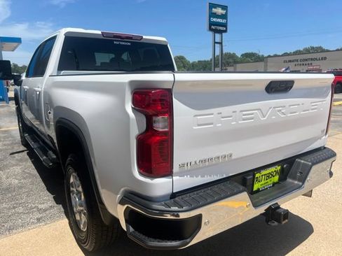 Used 2025 Chevrolet Silverado 2500 LT w/ Texas Edition AWD/4WD image 10