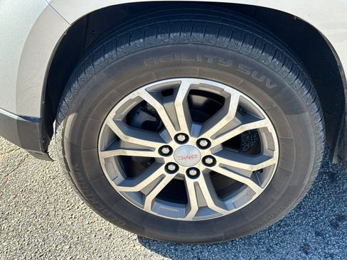 Used 2016 GMC Acadia SLT w/ Open Road Package image 8