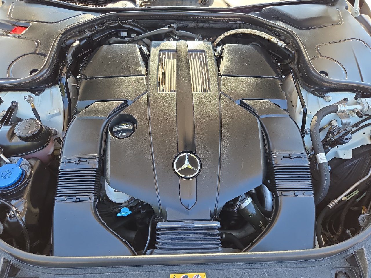 Used 2019 Mercedes-Benz S 450 Sedan image 32
