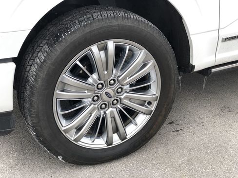 Used 2024 Ford F150 Platinum w/ Equipment Group 703A Plus image 2