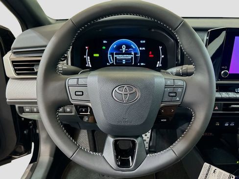 New 2026 Toyota Camry SE FWD image 12