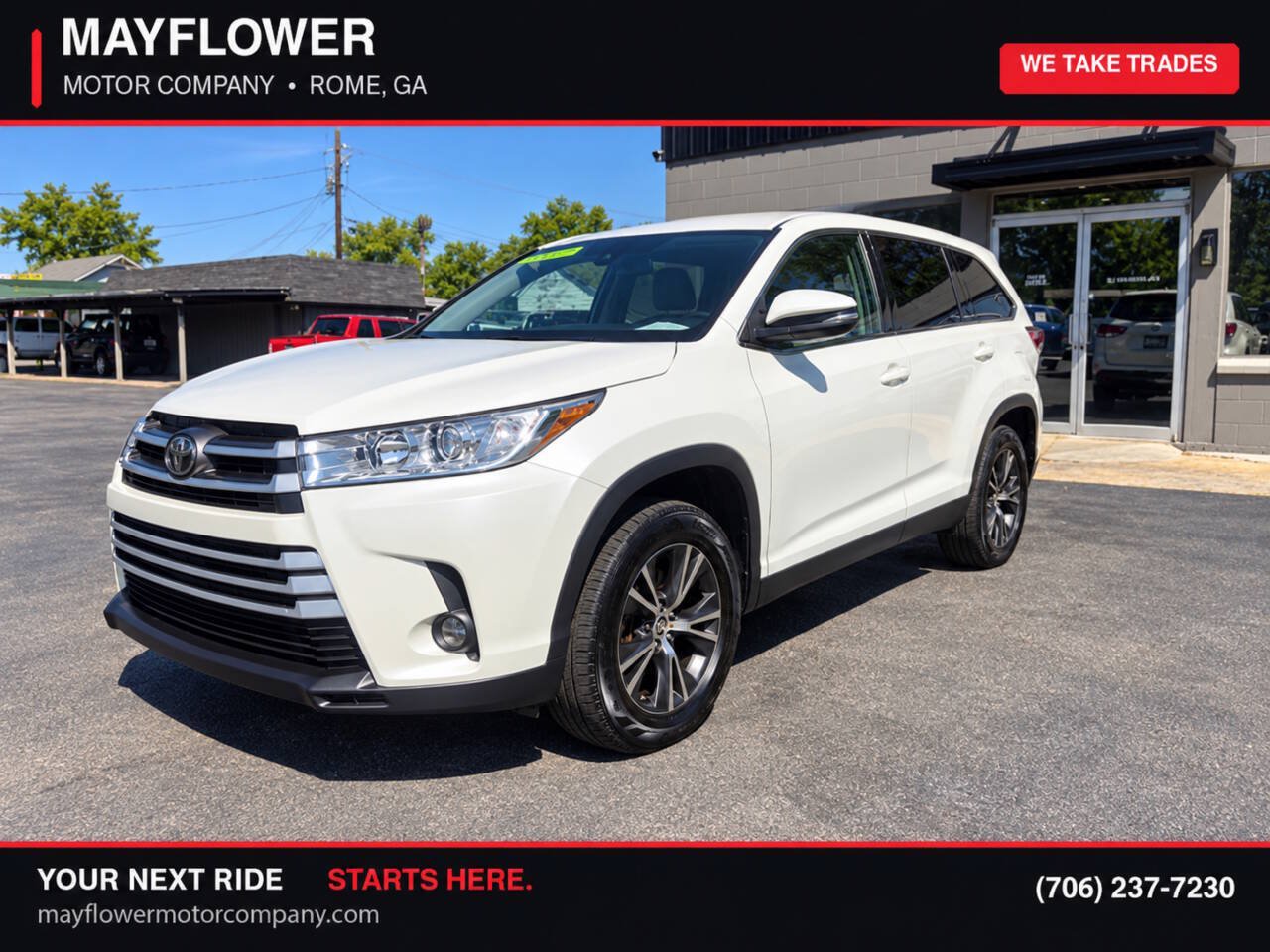 Used 2019 Toyota Highlander LE FWD image 1