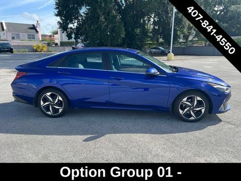 Used 2021 Hyundai Elantra Limited FWD image 2