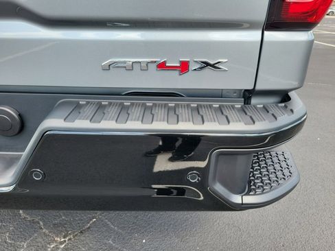 Used 2025 GMC Sierra 1500 AT4X image 32