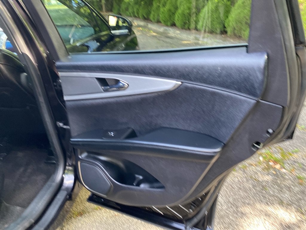 Used 2019 Lincoln Nautilus Premier AWD/4WD image 21