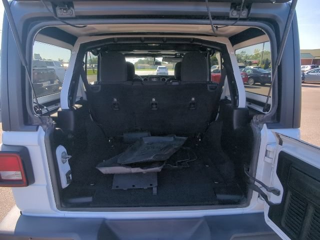 Used 2018 Jeep Wrangler Unlimited Sport S AWD/4WD image 31