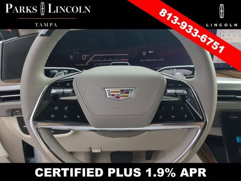 Used 2026 Cadillac Escalade Platinum Sport AWD/4WD image 34