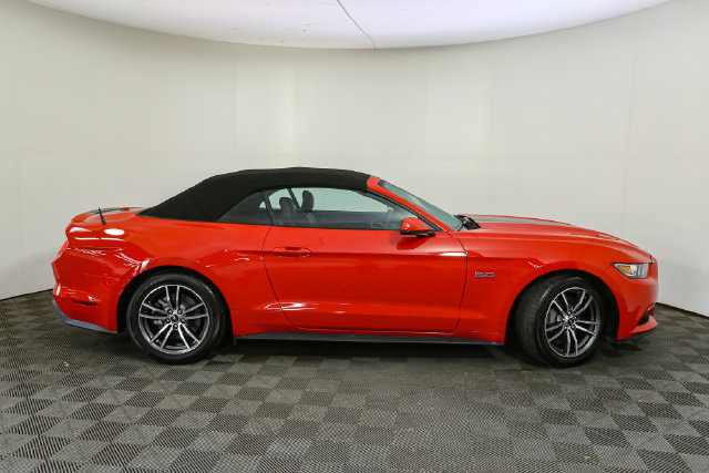 Used 2017 Ford Mustang GT Premium RWD image 12