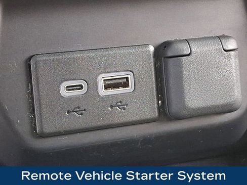 Used 2023 GMC Sierra 2500 Denali w/ Denali Black Diamond Edition image 19