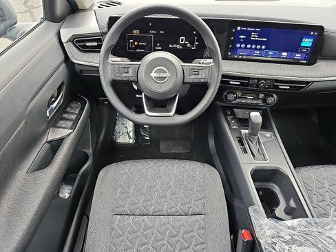 New 2026 Nissan Kicks SV w/ SV Premium Package AWD/4WD image 8