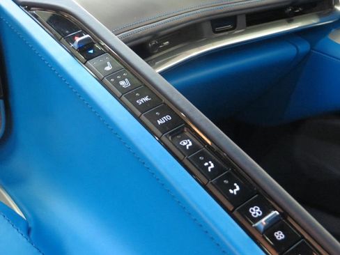 Used 2020 Chevrolet Corvette Stingray Premium Cpe w/ 3LT Preferred Equipment Group image 24