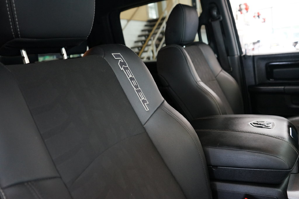 Used 2017 RAM 1500 Rebel w/ Luxury Group AWD/4WD image 43