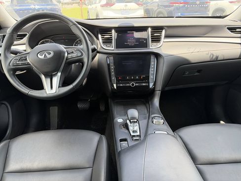 Used 2021 INFINITI QX50 Luxe FWD image 2
