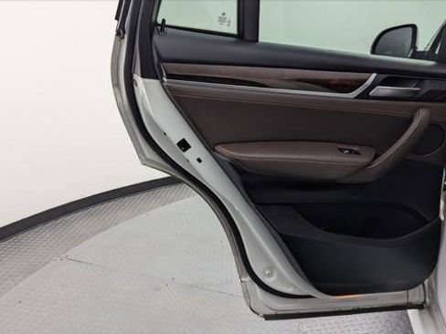 Used 2017 BMW X4 xDrive28i image 16