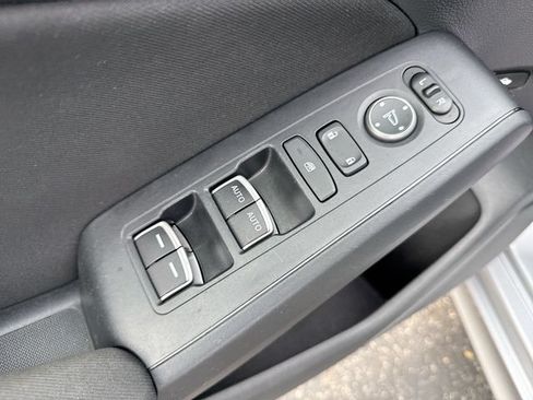Used 2023 Honda Civic Sport image 13