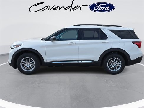 New 2025 Ford Explorer Active w/ Active Comfort Package image 5