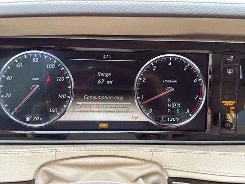 Used 2014 Mercedes-Benz S 550 Sedan image 15