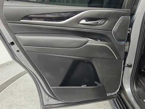 Used 2021 Cadillac Escalade Sport w/ LPO, ONYX Package AWD/4WD image 31