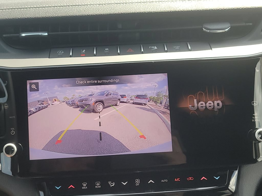 New 2026 Jeep Grand Cherokee Limited RWD image 26