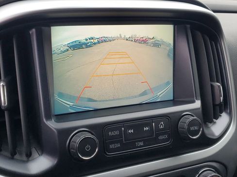 Used 2017 Chevrolet Colorado ZR2 w/ LPO, Premium Interior Package AWD/4WD image 16