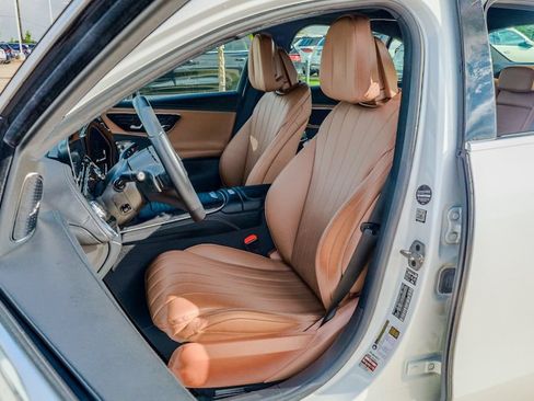 Certified 2024 Mercedes-Benz E 350 4MATIC Sedan image 20