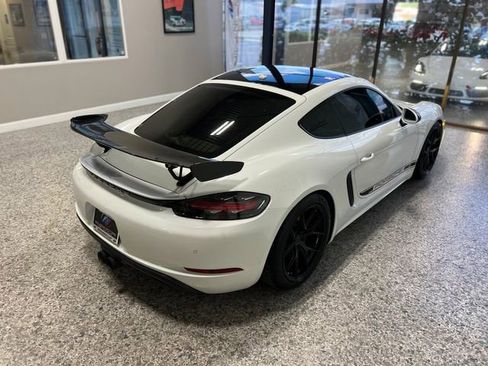 Used 2018 Porsche 718 Cayman S image 5