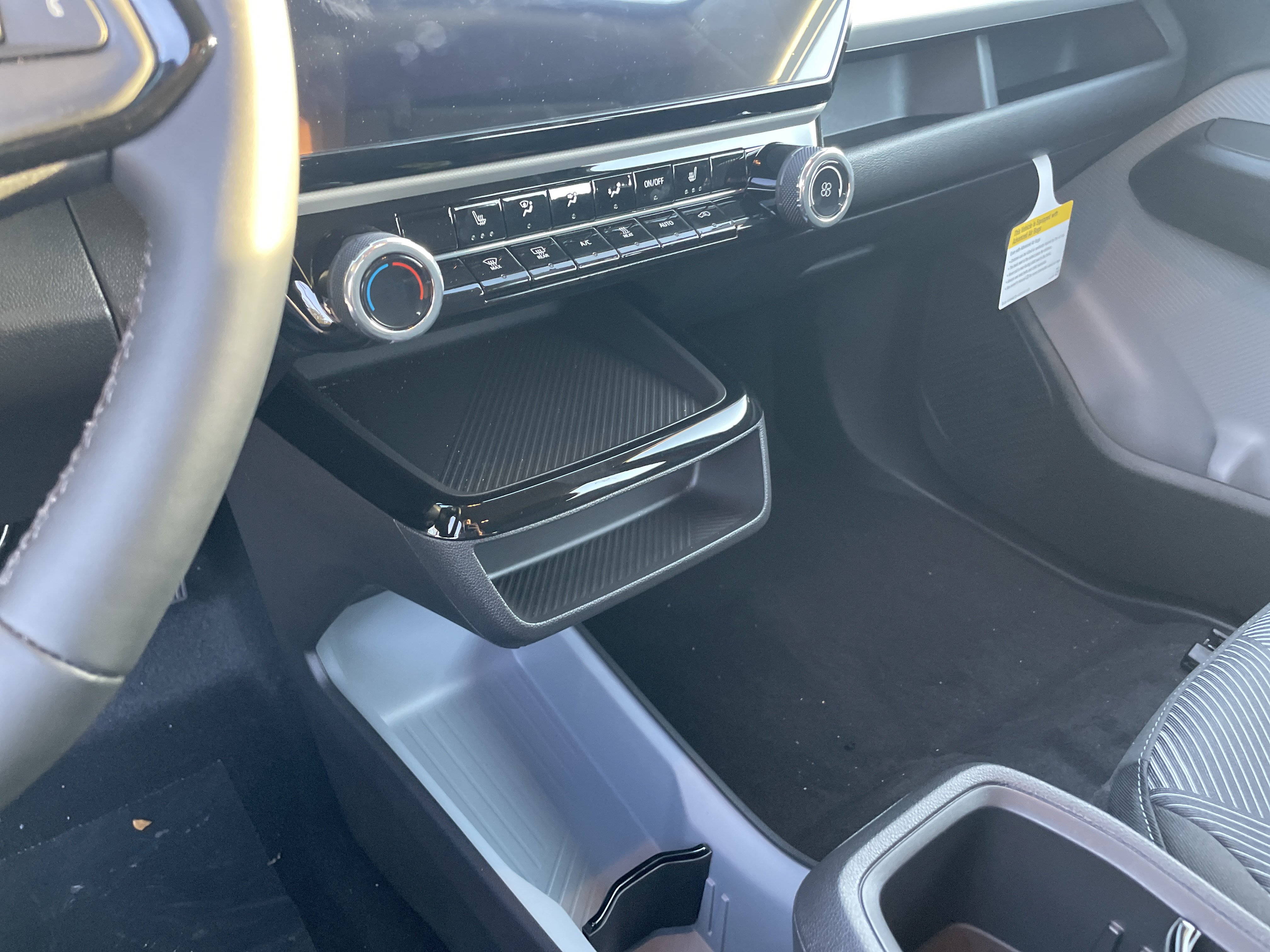 New 2027 Chevrolet Bolt LT w/ Comfort Package FWD image 25