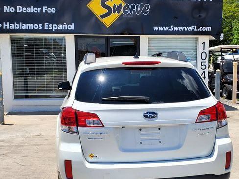 Used 2012 Subaru Outback 2.5i Limited w/ Moonroof Pkg AWD/4WD image 13