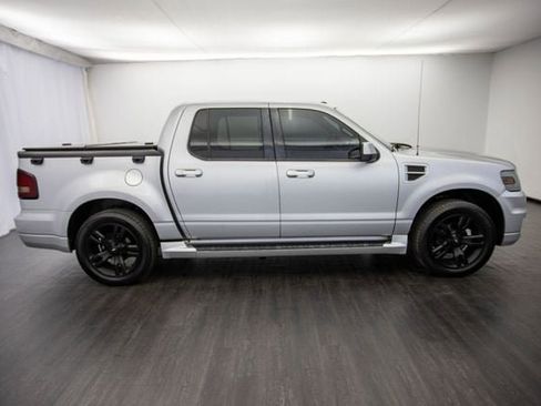 Used 2009 Ford Explorer Sport Trac Adrenalin image 6