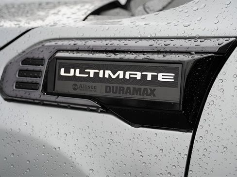 New 2026 GMC Sierra 2500 Denali Ultimate w/ Max Trailering Package image 9