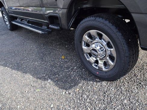 New 2026 Ford F350 Lariat w/ Lariat Premium Package image 4