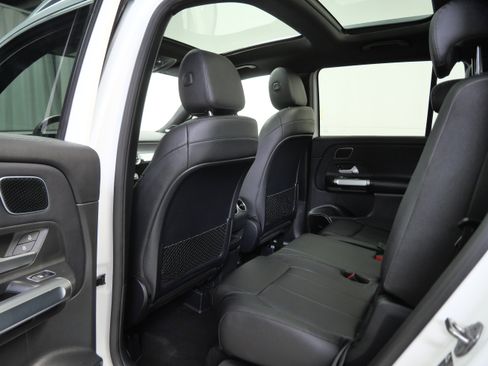 Certified 2021 Mercedes-Benz GLB 250 4MATIC image 16