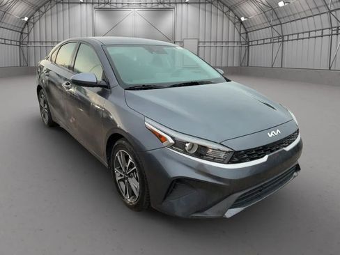 Used 2024 Kia Forte LXS FWD image 1