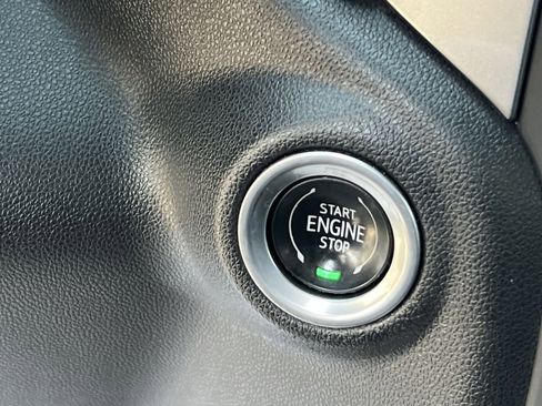 Used 2022 Chevrolet Silverado 1500 RST w/ All Star Edition Plus image 34