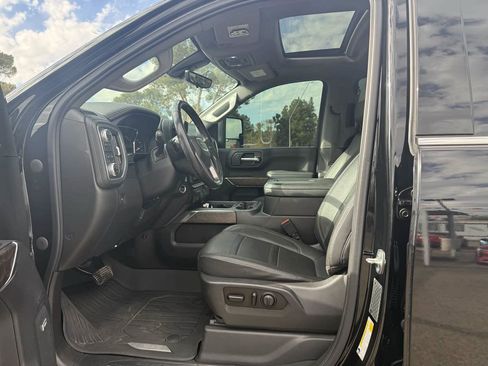 Used 2021 GMC Sierra 2500 Denali w/ Denali Ultimate Package AWD/4WD image 8