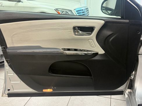 Used 2013 Toyota Avalon XLE Touring image 15