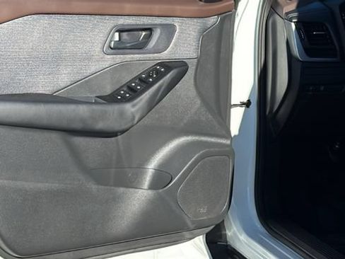 Certified 2023 Nissan Rogue S FWD image 23