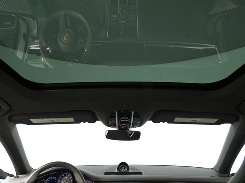 Certified 2023 Porsche Panamera AWD/4WD image 20