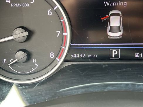 Used 2024 Nissan Sentra SV FWD image 18