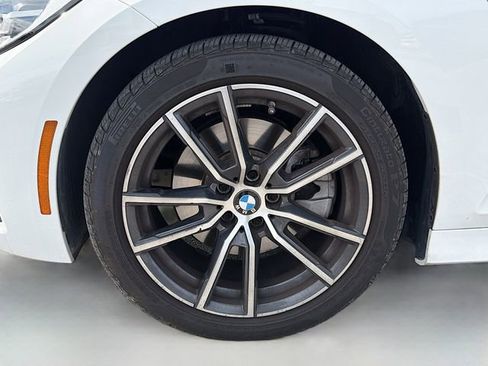 Used 2021 BMW 330i Sedan w/ Premium Package image 41