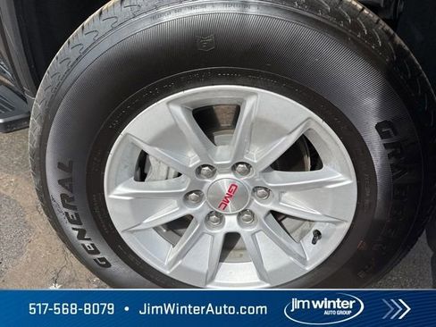 Used 2023 GMC Sierra 1500 SLE image 3