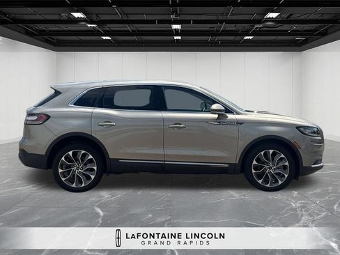 Certified 2023 Lincoln Nautilus Reserve AWD/4WD image 6