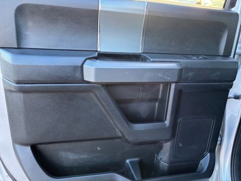 Used 2017 Ford F150 XLT w/ Equipment Group 302A Luxury image 26