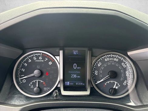 Used 2021 Toyota Tacoma SR5 RWD image 12