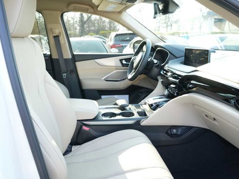 Certified 2024 Acura MDX SH-AWD w/ Technology Package image 22